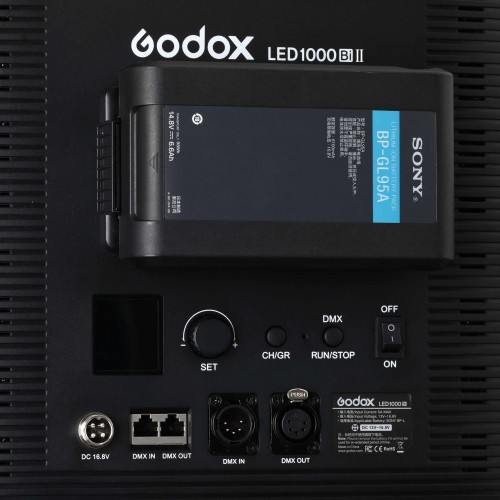 Осветитель студийный Godox LED1000Bi II 